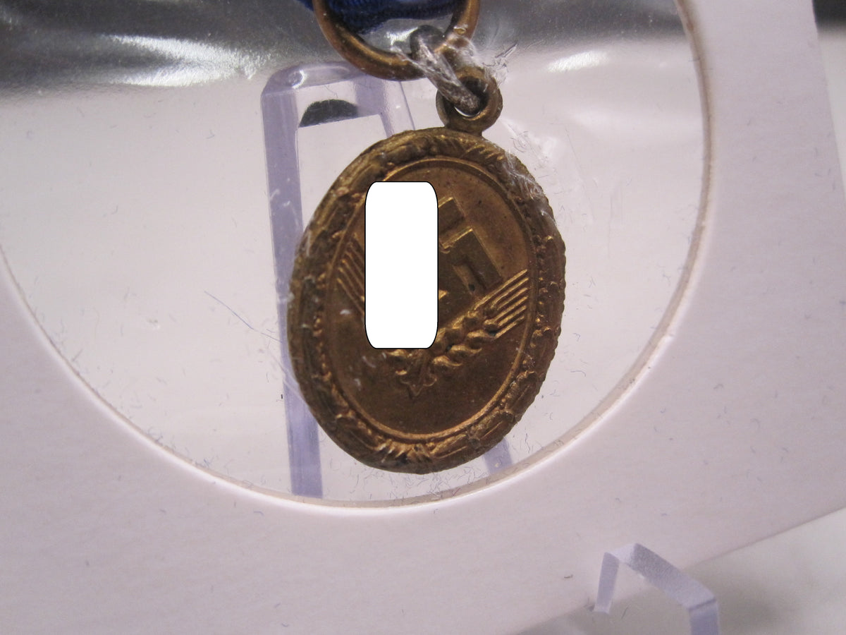 H.W.  -  - Miniatur Medaille für Frauen 1.Stufe im Reichsarbeitsdienst MINT CONDITION