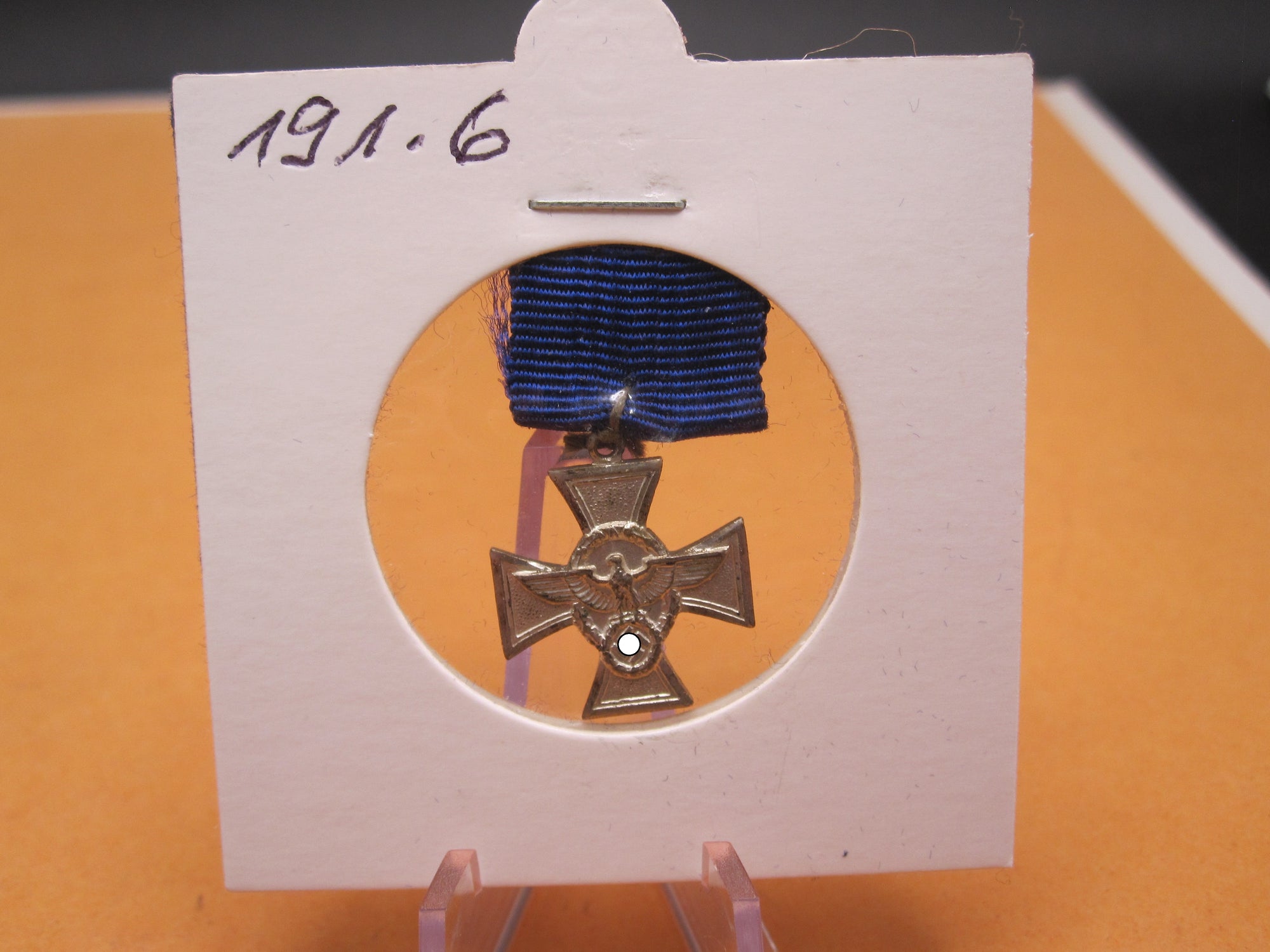 H.W.  -  - Miniatur Kreuz für 18 Dienstjahre in der deutschen Polizei