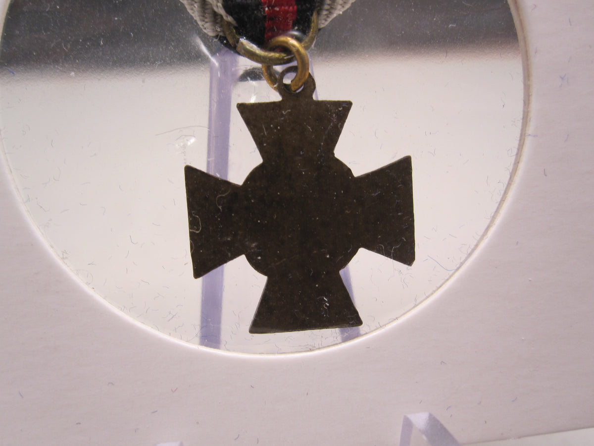 H.W.  -  -  Miniatur Kreuz Ehrenkreuz für Kriegsteilnehmer 1914 - 1918