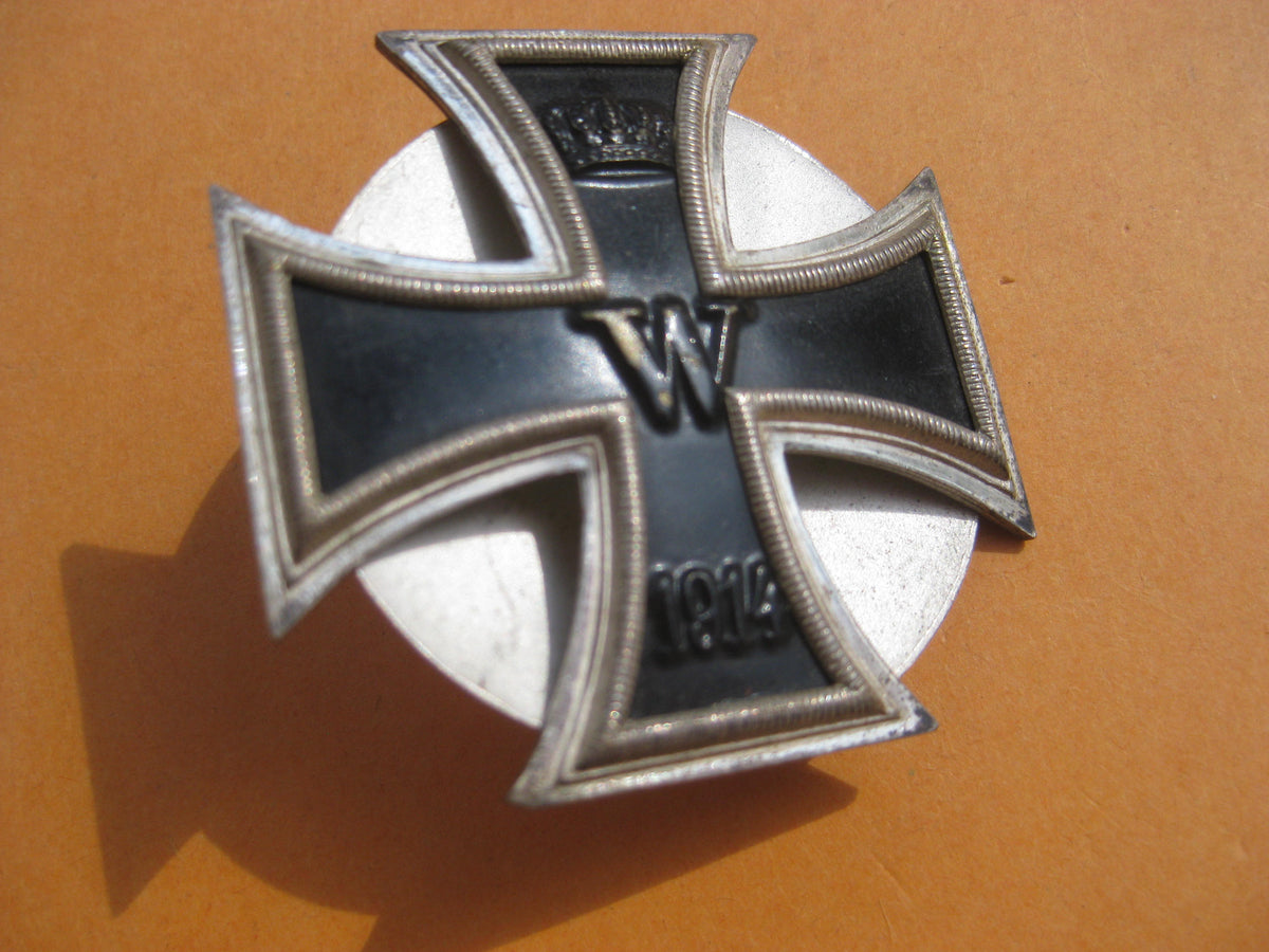 H.W. -  -  Eisernes Kreuz 1.Klasse von 1914 (EK1/14) an SCHRAUBSCHEIBE seltene Variante