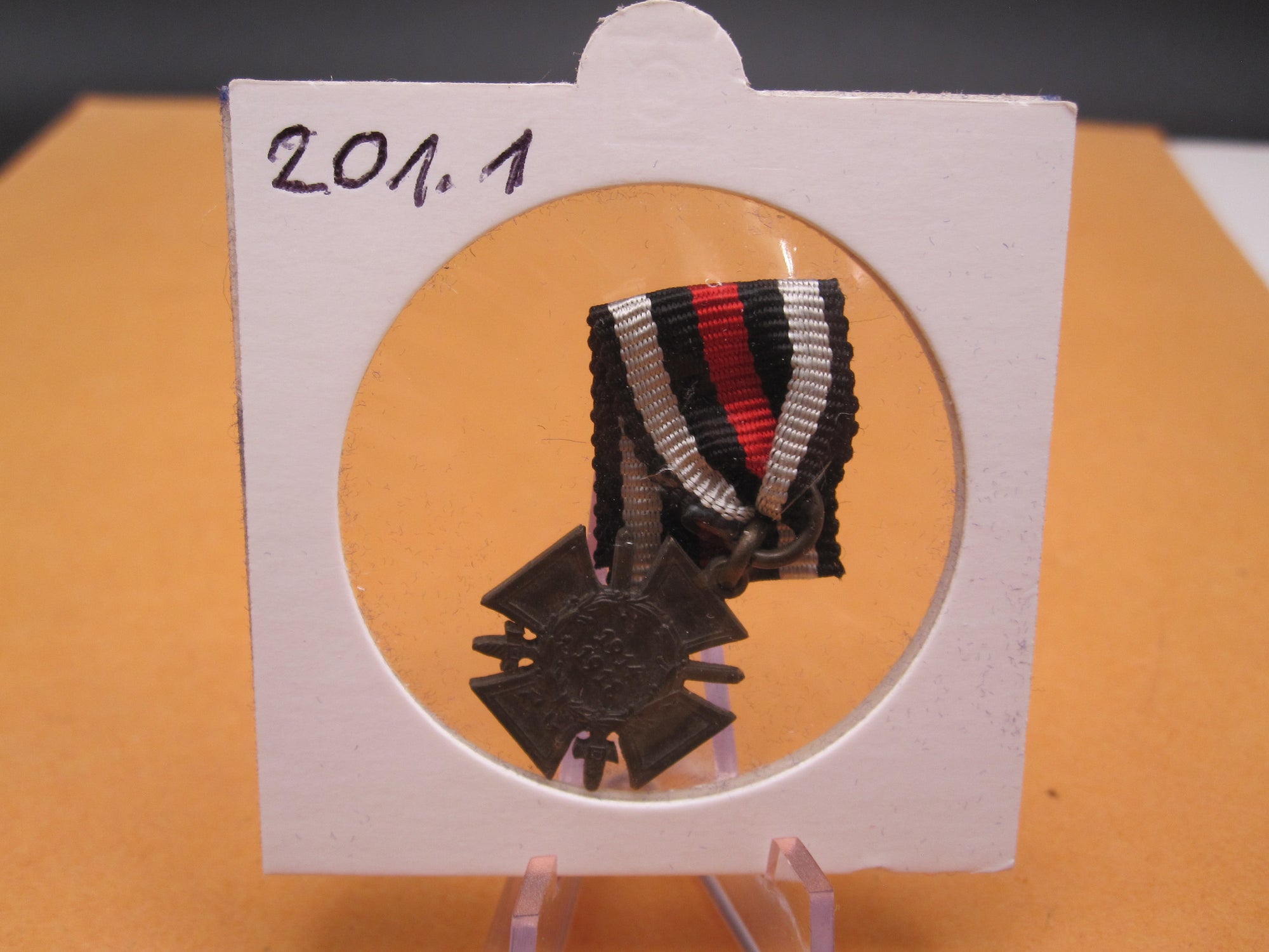 H.W.  -  -  Miniatur Kreuz Ehrenkreuz für Frontkämpfer 1914 - 1918