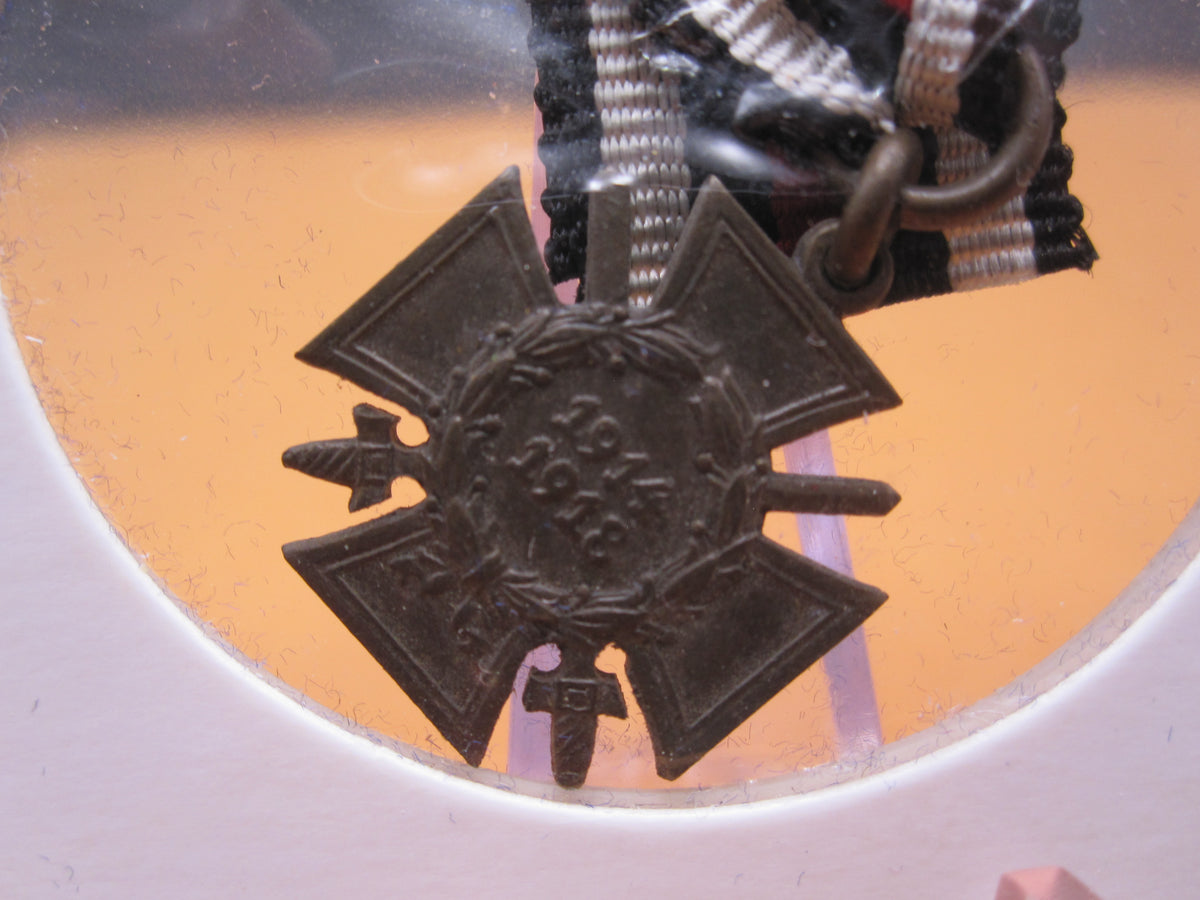 H.W.  -  -  Miniatur Kreuz Ehrenkreuz für Frontkämpfer 1914 - 1918