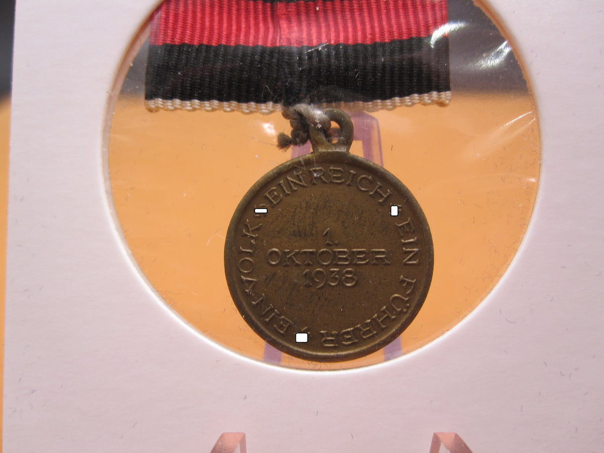 H.W.  -  - Miniatur Medaille zur Erinnerung an den 1. Oktober 1938 sog. Anschlussmedaille