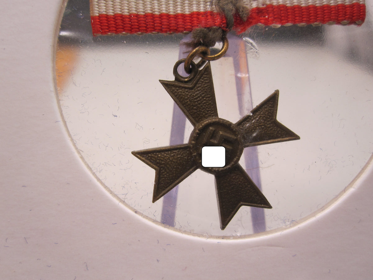 H.W.  -  -  Miniatur Kreuz Kriegsverdienstkreuz 2.Klasse OHNE Schwerter 1939