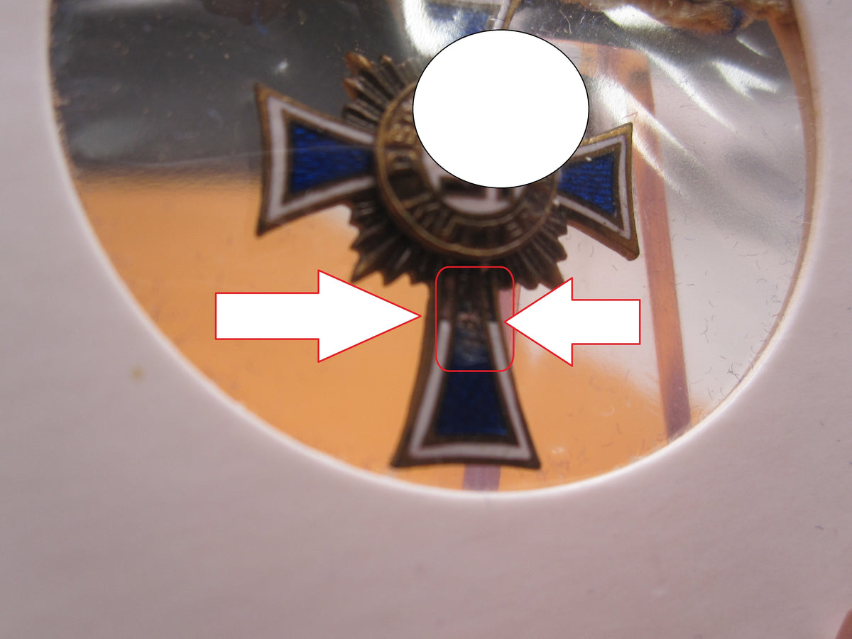 H.W.  -  -  Miniatur Kreuz Ehrenkreuz der deutschen Mutter / Mutterkreuz in Bronze