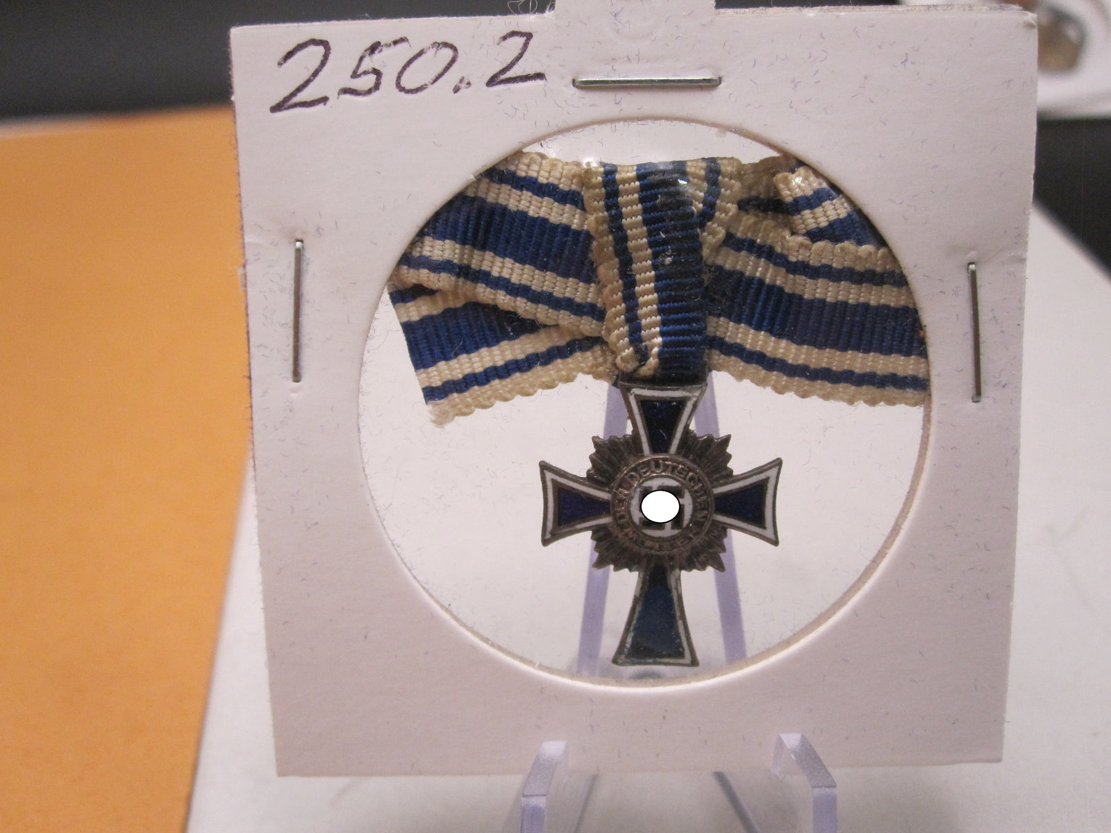 H.W.  -  -  Miniatur Kreuz Ehrenkreuz der deutschen Mutter / Mutterkreuz in Silber