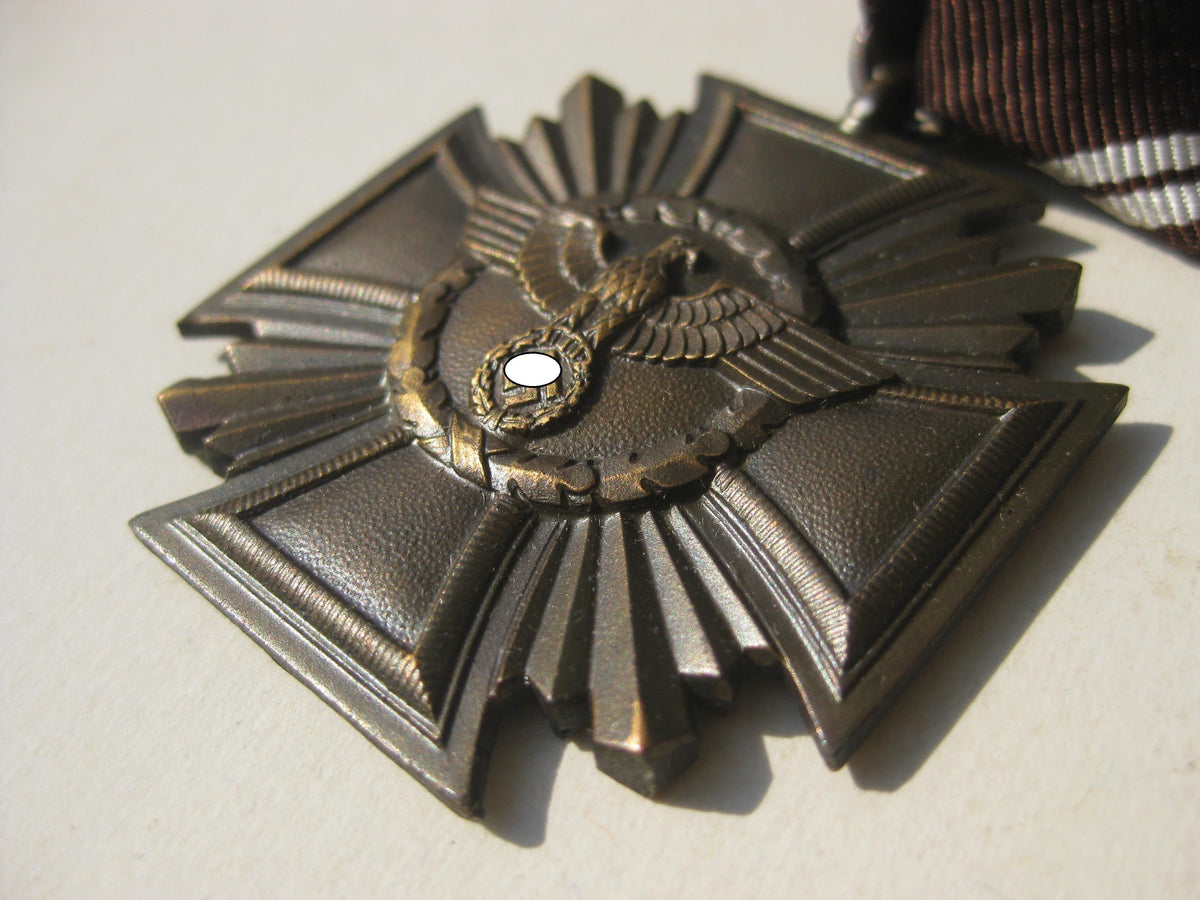 NSDAP Dienstauszeichnung für 10 Jahre in Bronze Hersteller: M1/128 Mint Condition