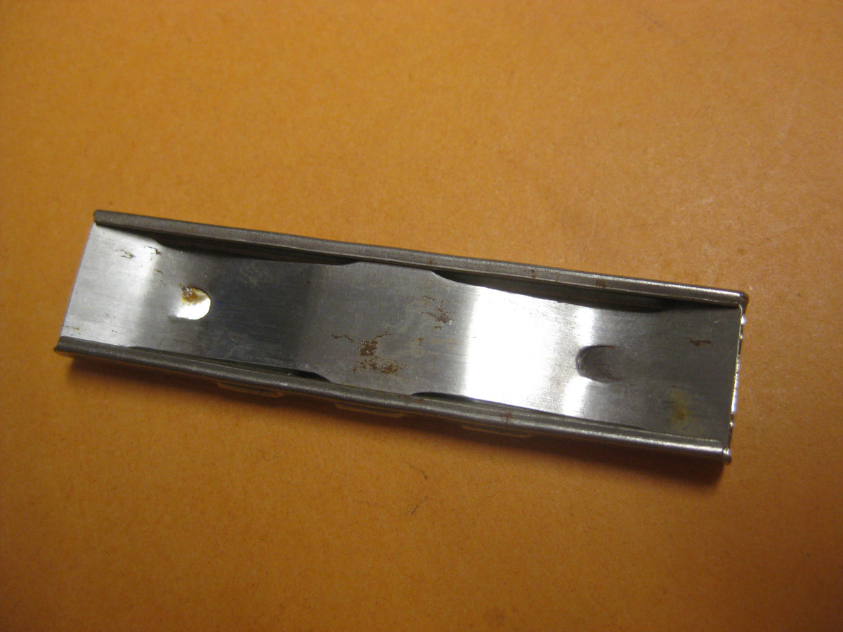 mir unbekannter Ladestreifen 2.Weltkrieg Gewehr Karabiner Pistole ???