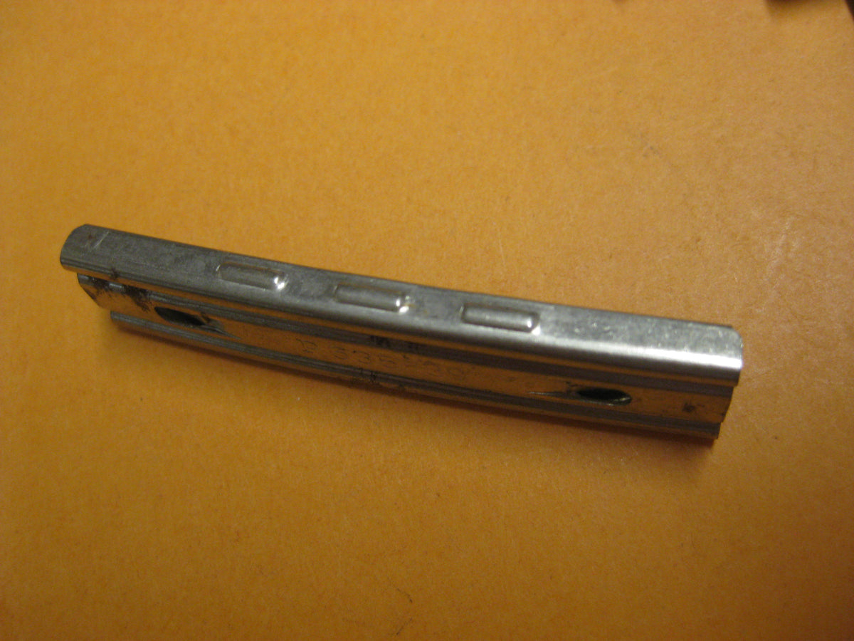 mir unbekannter Ladestreifen 2.Weltkrieg Gewehr Karabiner Pistole ???