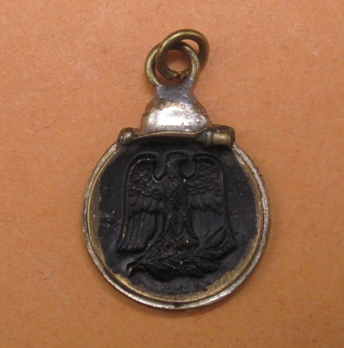 H.W.  -  - Miniatur Ostmedaille Modell / Ausführung 1957