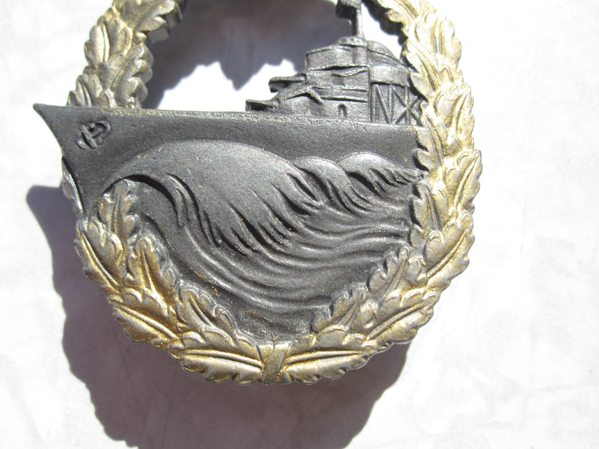 Zerstörer Kriegsabzeichen der Kriegsmarine Hersteller:  S.H.u.Co. 3.Form