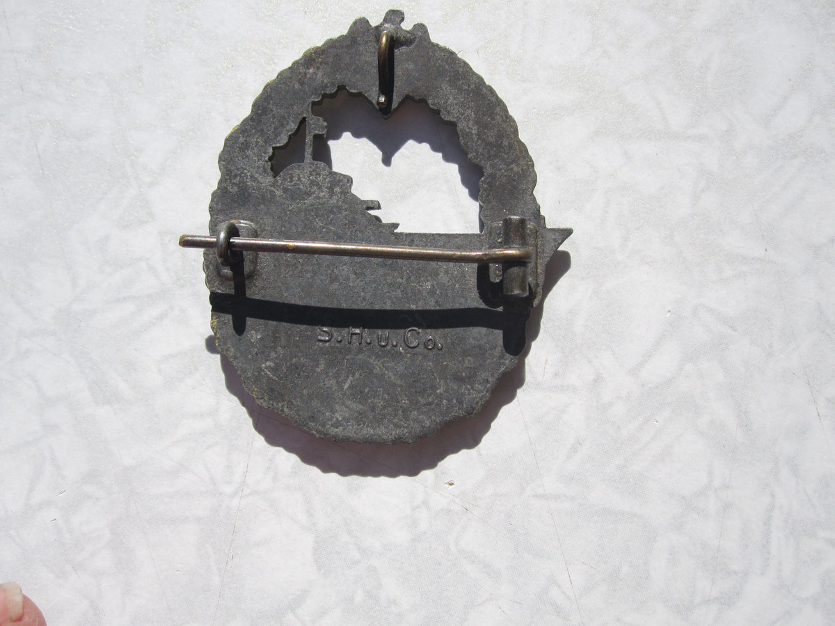 Zerstörer Kriegsabzeichen der Kriegsmarine Hersteller:  S.H.u.Co. 3.Form