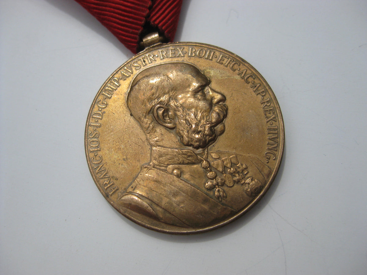 H.W. -  -  Militärverdienstmedaille Signum Memoriae in Bronze Österreich