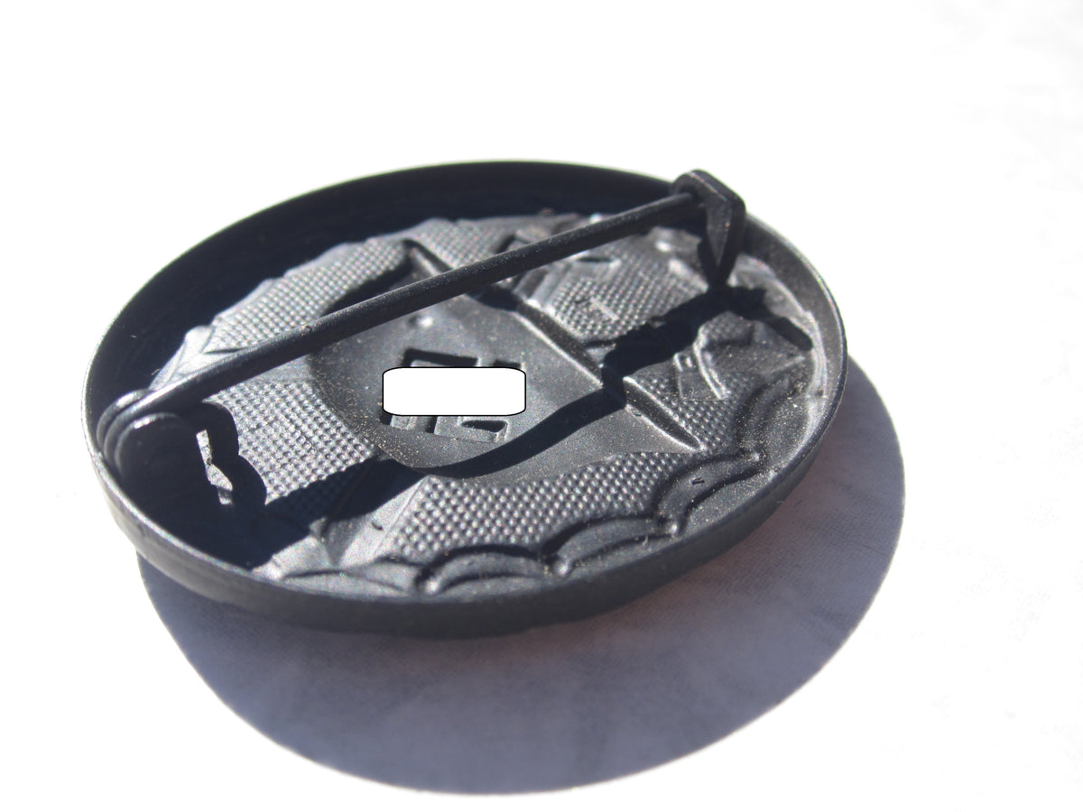 Verwundetenabzeichen 1939 in Schwarz Hersteller: &quot;L/21&quot; Mint Condition