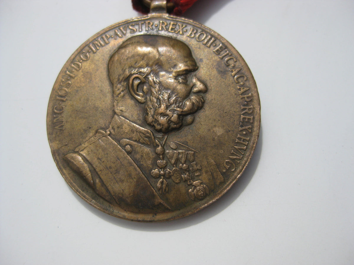 H.W. -  -  Militärverdienstmedaille Signum Memoriae in Bronze Österreich