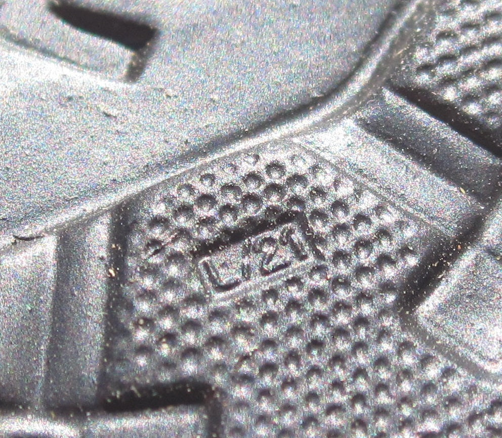 Verwundetenabzeichen 1939 in Schwarz Hersteller: &quot;L/21&quot; Mint Condition