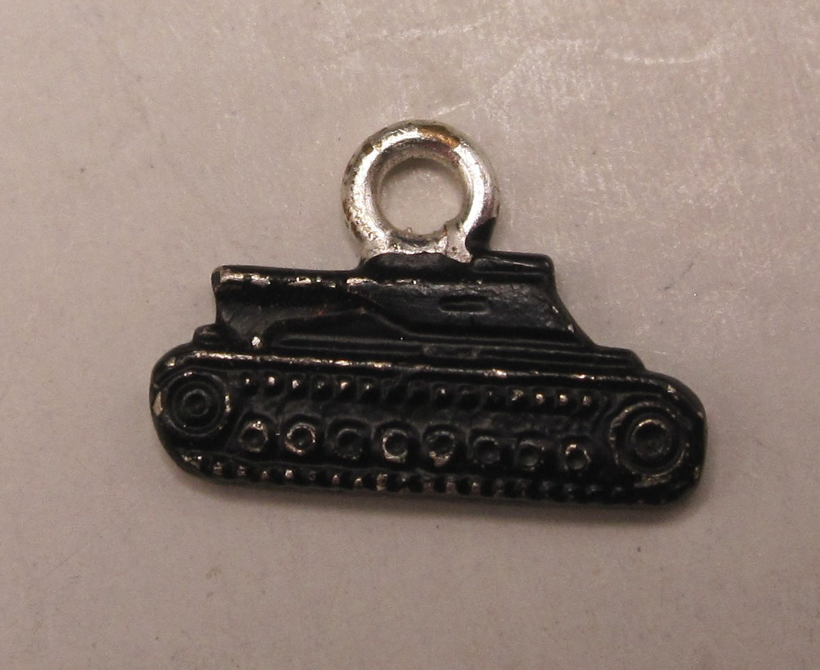 H.W.  -  - Miniatur Sonderabzeichen für das Niederkämpfen von Panzerkampfwagen durch Einzelkämpfer der Wehrmacht in Silber Modell / Ausführung 1957