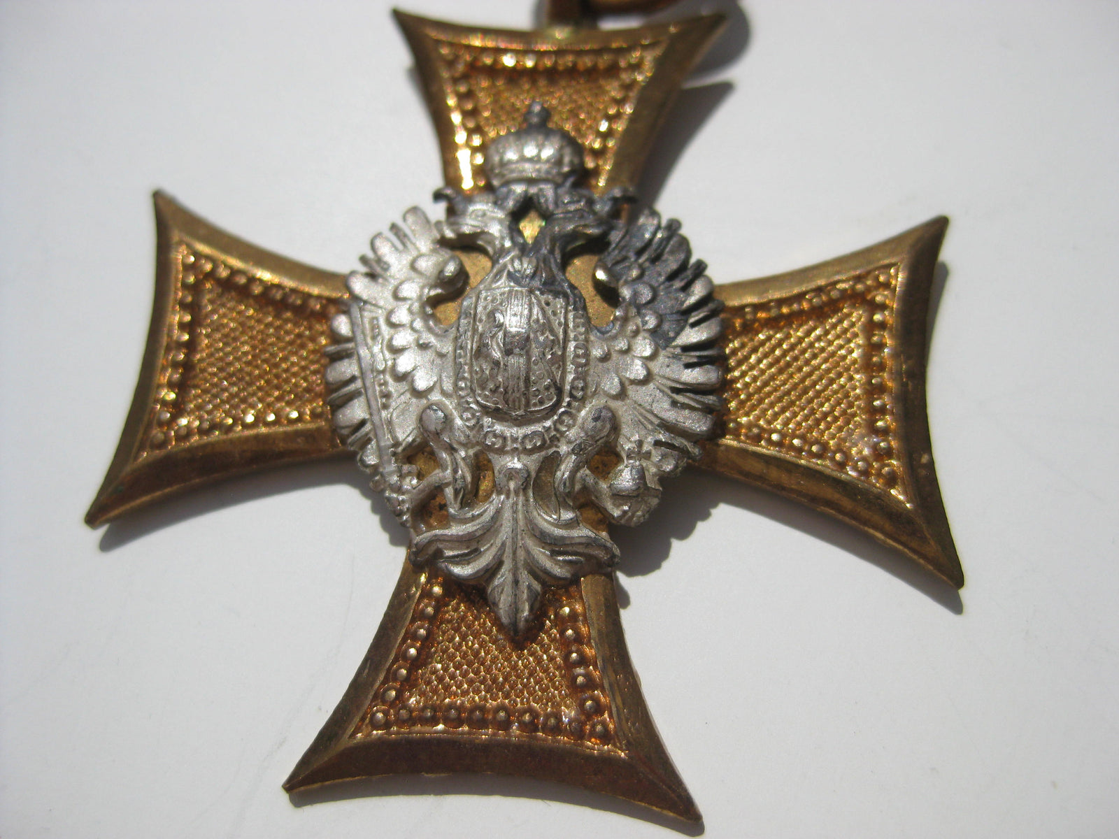 H.W.  -  -    mir unbekanntes Dienstauszeichnungskreuz 25 Jahre Österreich