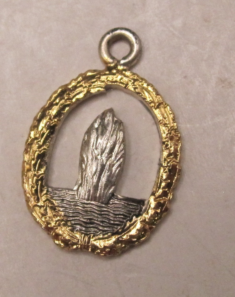 H.W.  -  - Miniatur Minensucherkriegsabzeichen der Kriegsmarine Modell / Ausführung 1957