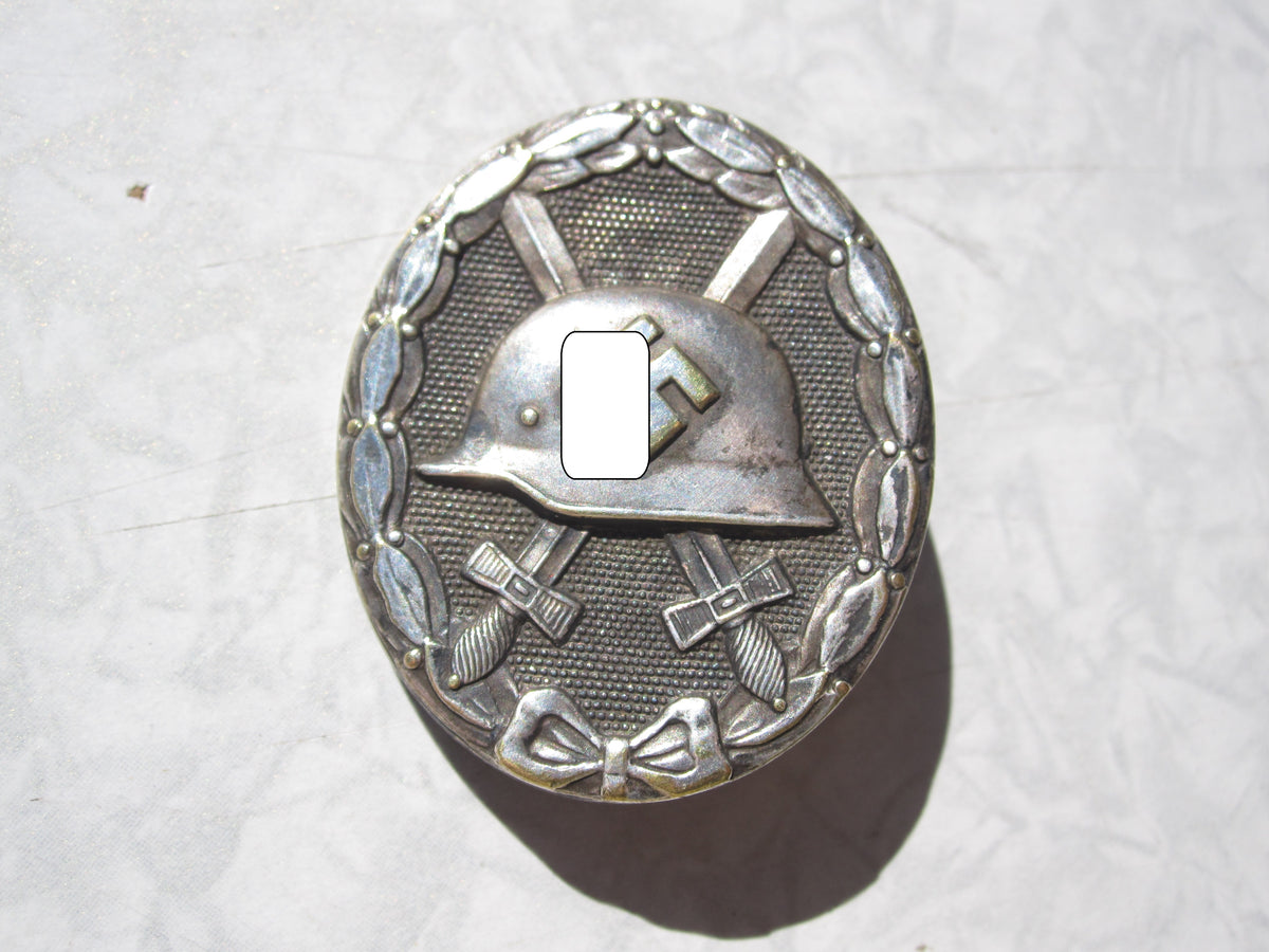 Verwundetenabzeichen 1939 in Silber Buntmetall