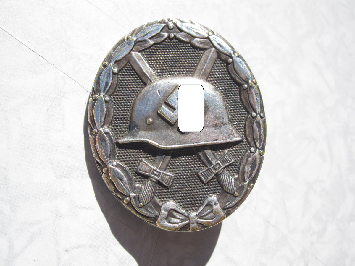 Verwundetenabzeichen 1939 in Silber Buntmetall