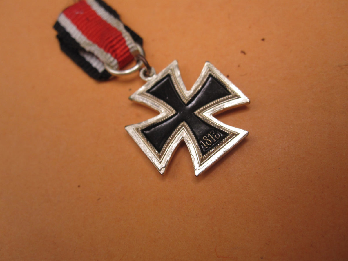 H.W.  -  - Miniatur Eisernes Kreuz 1939 2.Klasse als Modell / Ausführung 1957