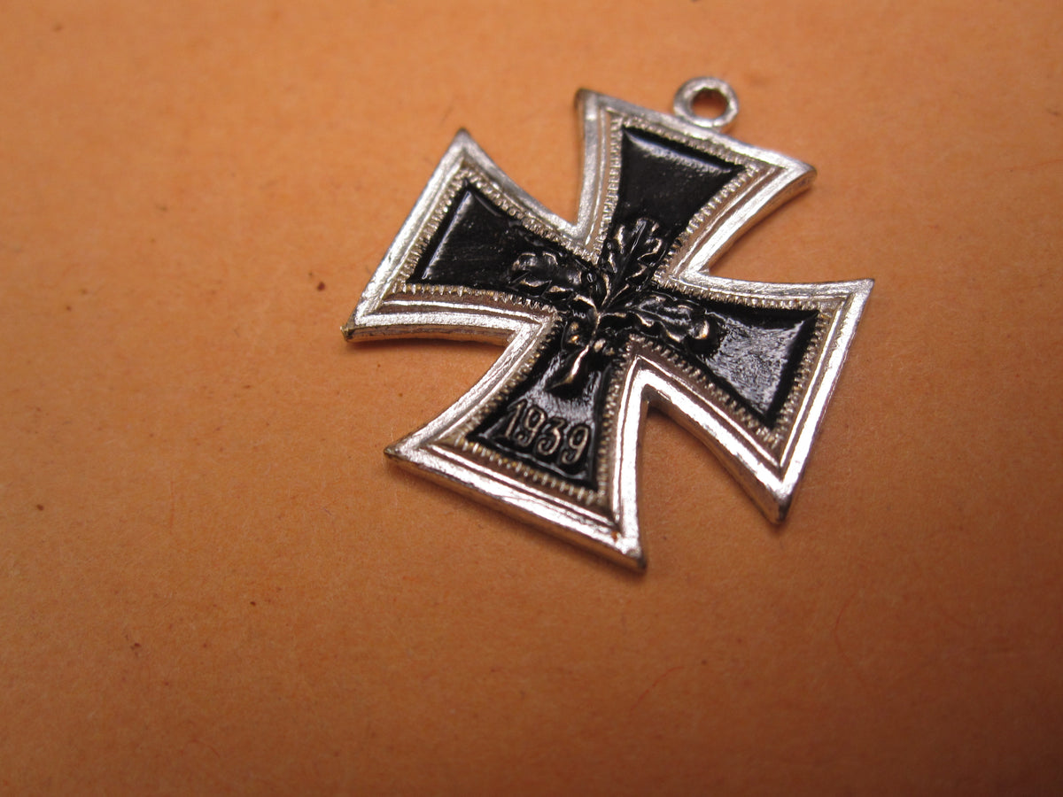 H.W.  -  - Miniatur Eisernes Kreuz 1939 1.Klasse als Modell / Ausführung 1957