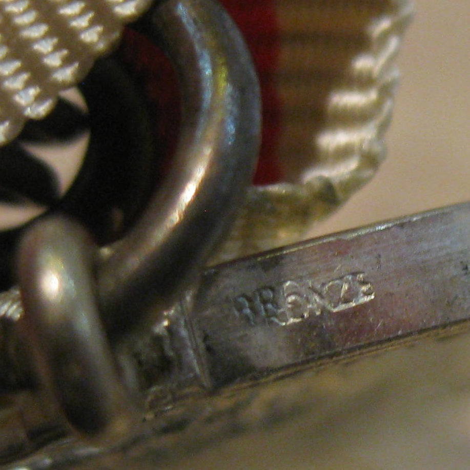 Kleine silberne Tapferkeitsmedaille Variante MIT RANDPUNZE Medaille Österreich 1914       H.W.