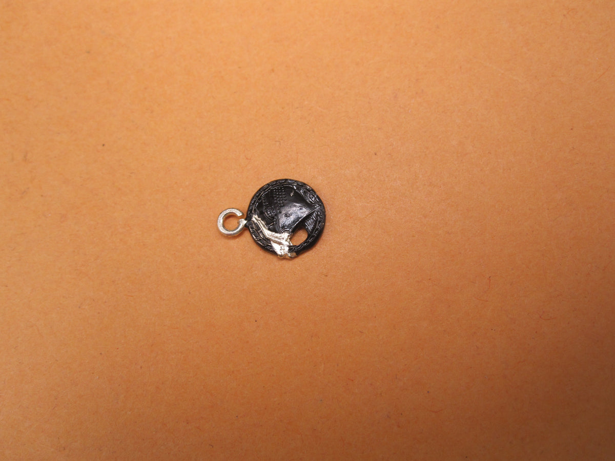 H.W.  -  - Miniatur Blockadebrecherkriegsabzeichen der Kriegsmarine Modell / Ausführung 1957