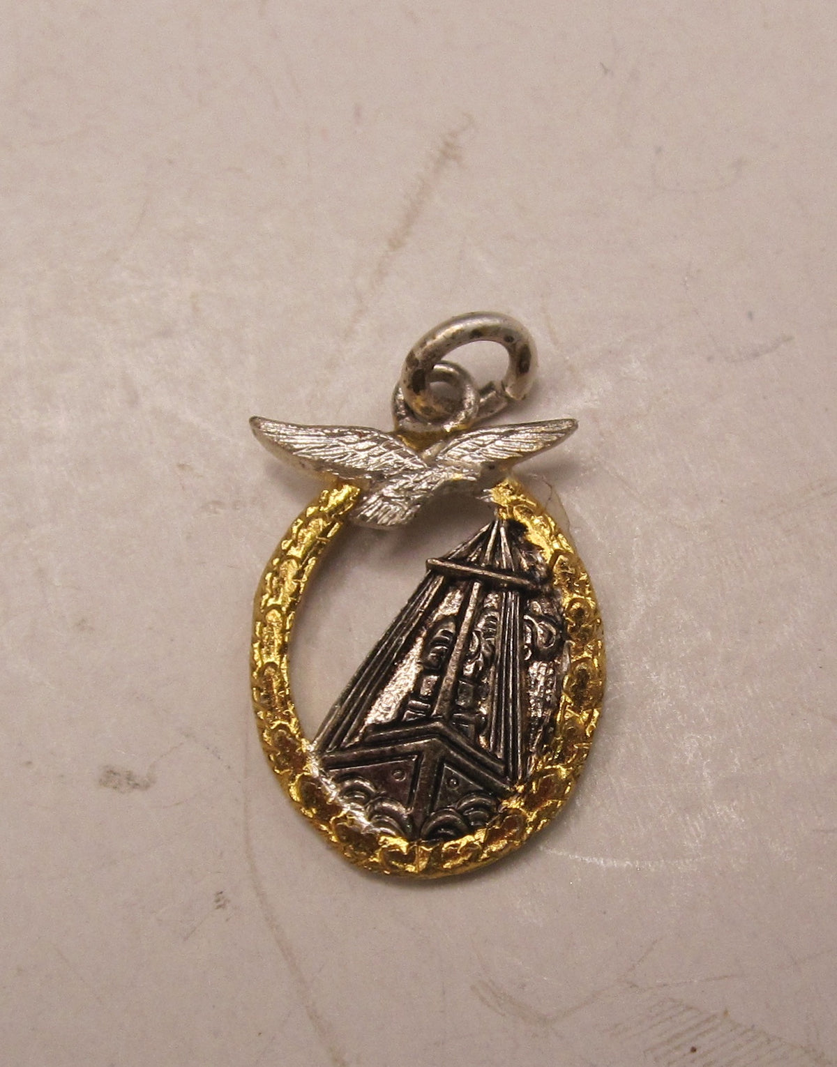 H.W.  -  - Miniatur Seekampfkriegsabzeichen der Luftwaffe Modell / Ausführung 1957