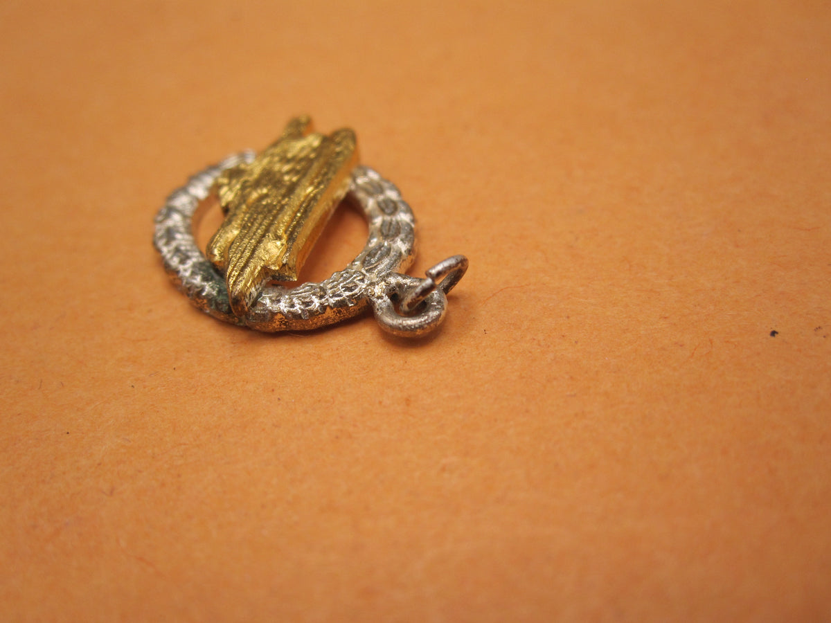 H.W.  -  - Miniatur Fallschirmschützenabzeichen der Luftwaffe Modell / Ausführung 1957