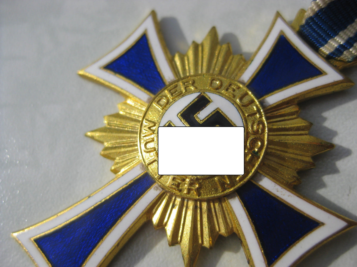 H.W. Ehrenkreuz der deutschen Mutter / Mutterkreuz in Gold / Dritte Stufe in Verleihungsetui