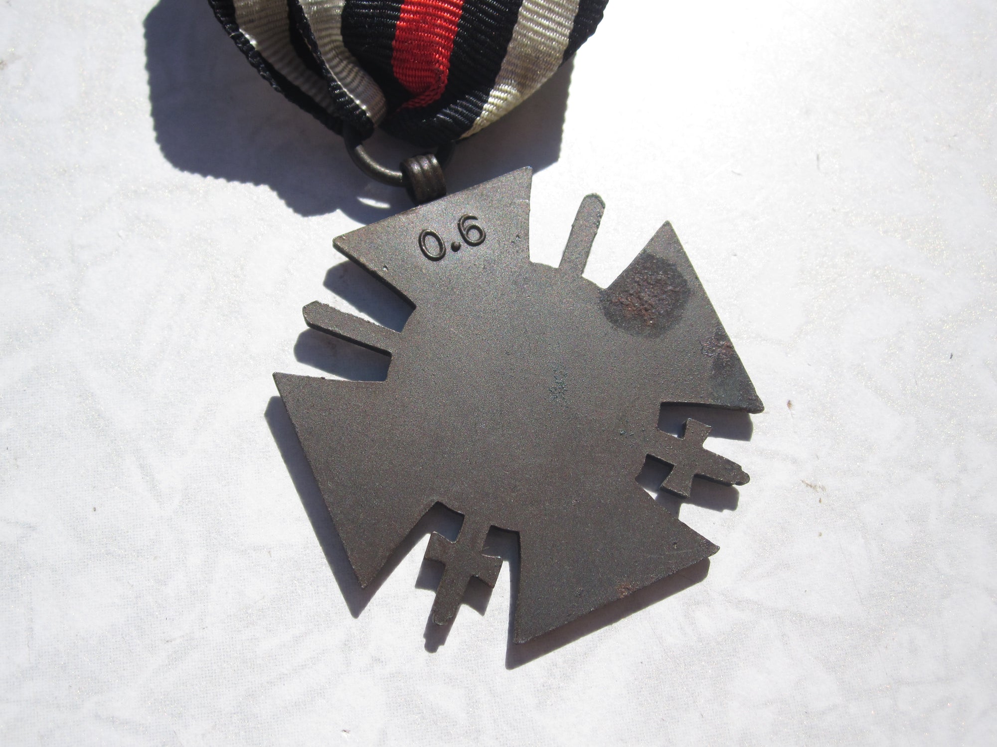 Ehrenkreuz für Frontkämpfer 1914 - 1918 Hersteller:  O.6