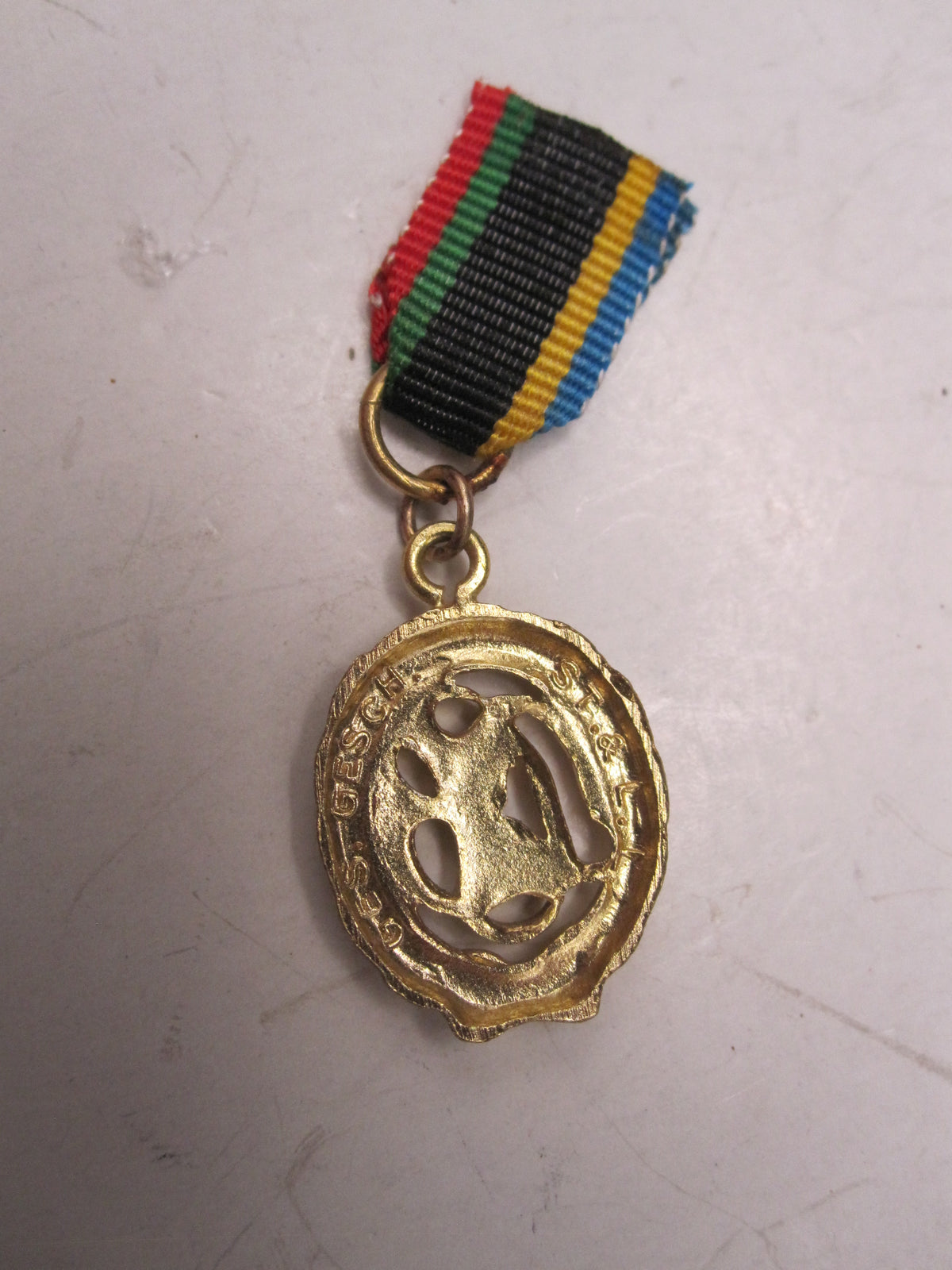 H.W.  -  - Miniatur DSB Sportabzeichen in Gold für die Bundeswehr