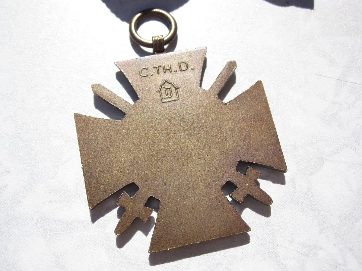 Ehrenkreuz für Frontkämpfer 1914 - 1918 Hersteller:  C.TH.D.