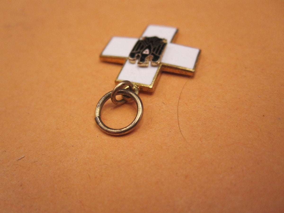 H.W.  -  - Miniatur Ehrenzeichen vom deutschen Roten Kreuz Modell / Ausführung 1957