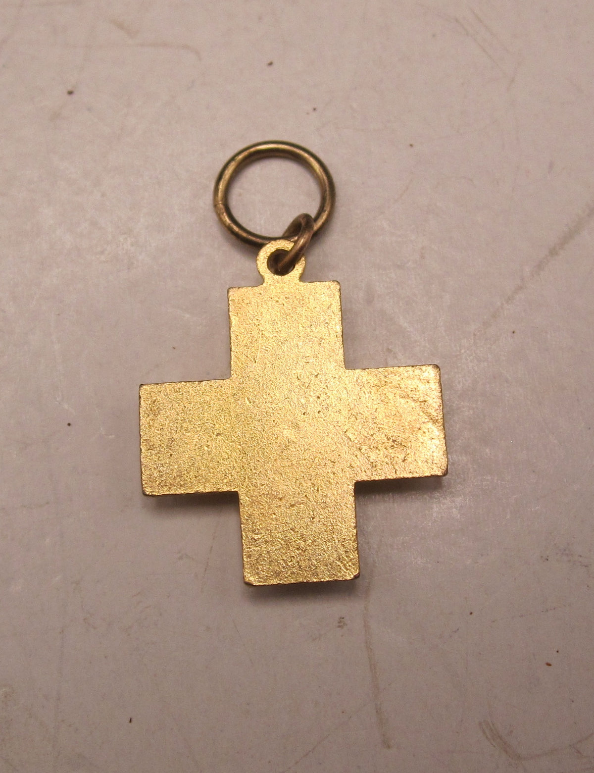 H.W.  -  - Miniatur Ehrenzeichen vom deutschen Roten Kreuz Modell / Ausführung 1957