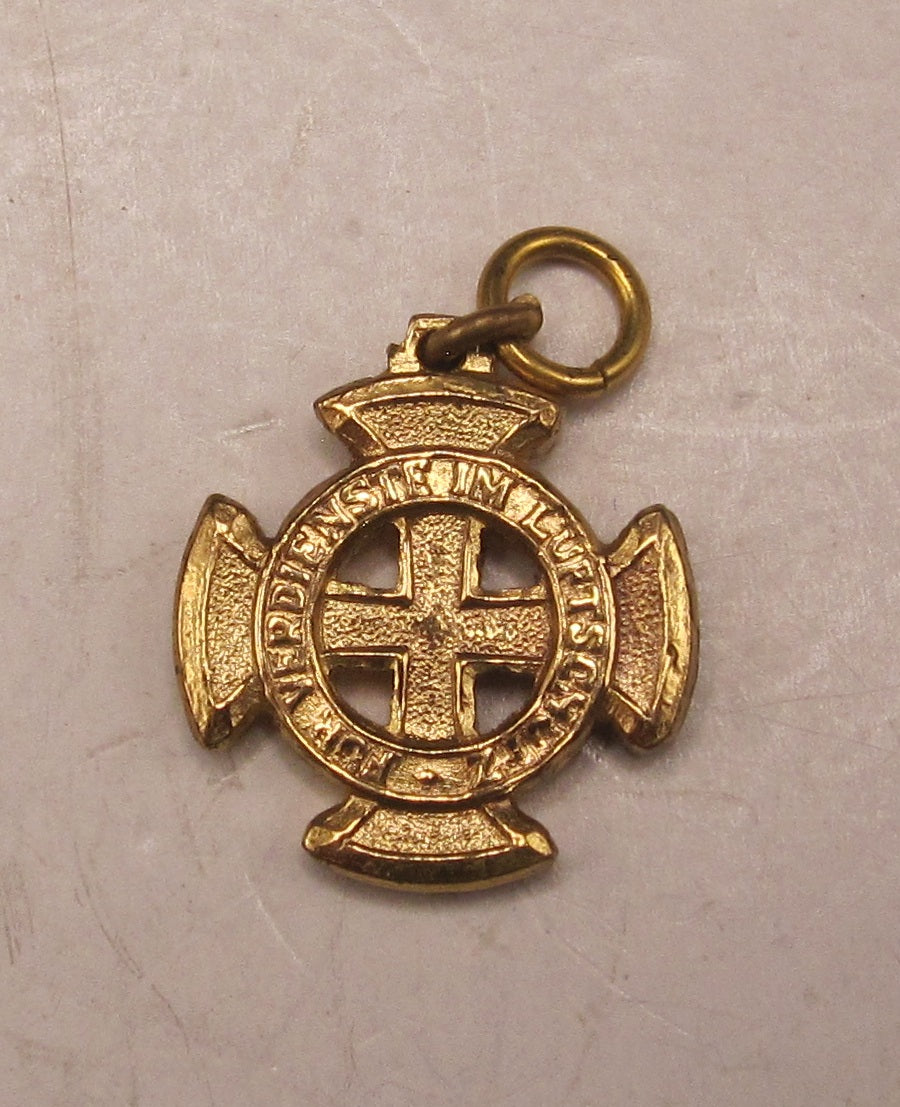 H.W.  -  - Miniatur Kreuz für Verdienste im Luftschutz Ehrenzeichen 1.Klasse 1938 Modell / Ausführung 1957