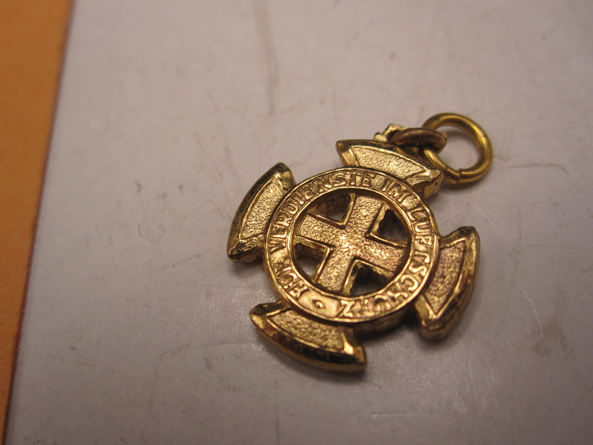 H.W.  -  - Miniatur Kreuz für Verdienste im Luftschutz Ehrenzeichen 1.Klasse 1938 Modell / Ausführung 1957