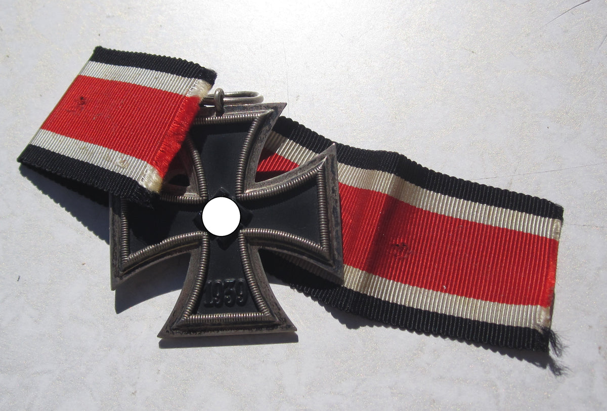 Eisernes Kreuz 2.Klasse 1939 (EK2/39) EXTREM SELTENER Hersteller "137"