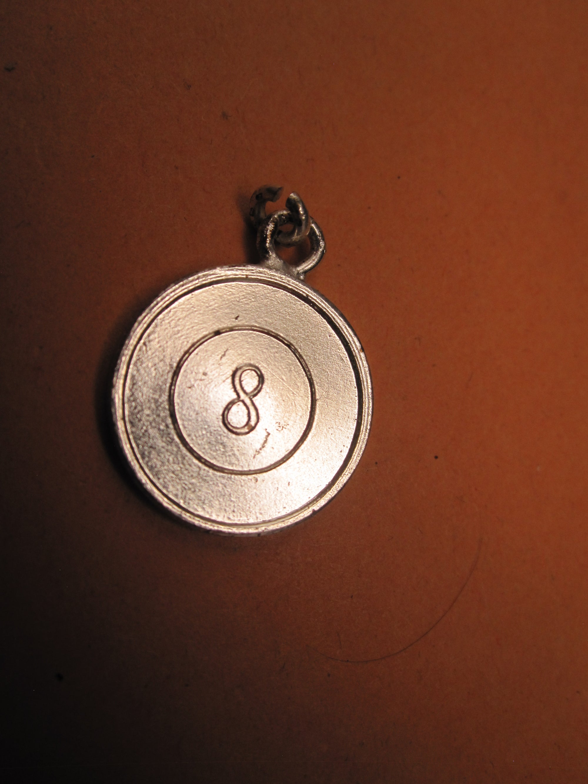 H.W.  -  - Miniatur Medaille Polizeidienstauszeichnung für 8 Jahre Modell / Ausführung 1957