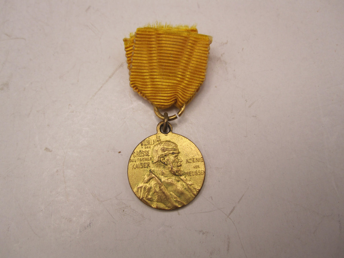 H.W.  -  -  Miniatur Miniaturkettchen Miniaturkette Centenarmedaille