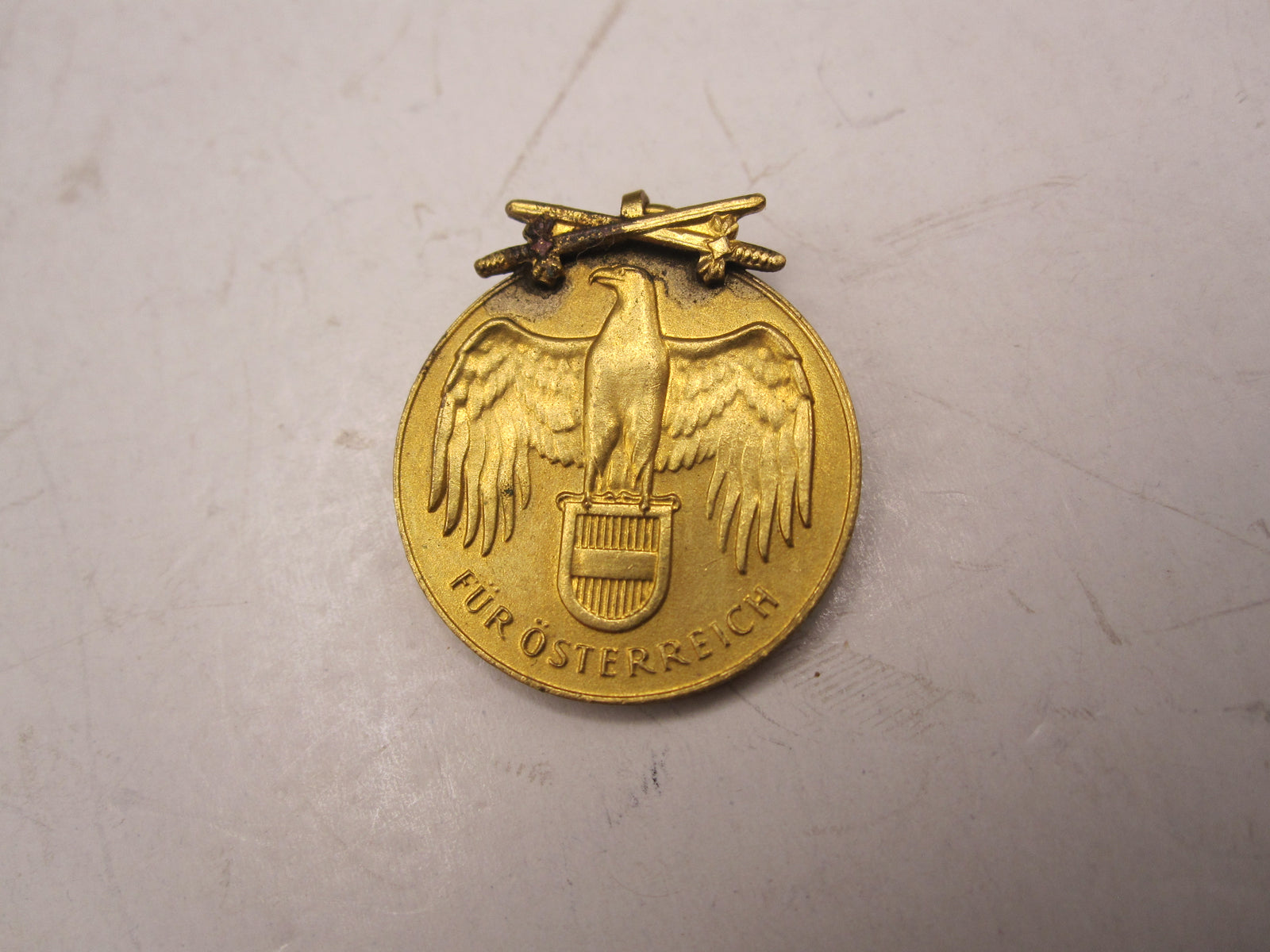 H.W.  -  -  Miniatur Kriegsmedaille Österreich 1914 - 1918