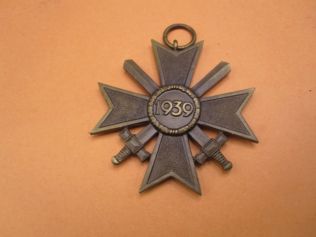 Kriegsverdienstkreuz 2.Klasse mit Schwertern (KVK2/39) Hersteller: unbekannt