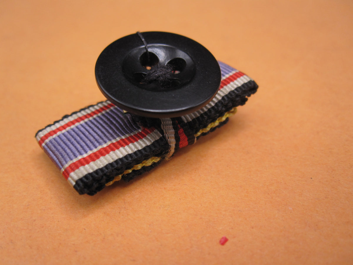 4er Knopflochschleife Feldspange Eisernes Kreuz Tapferkeitsmedaille Württemberg Luftschutzmedaille Preußen 1914 / 1938