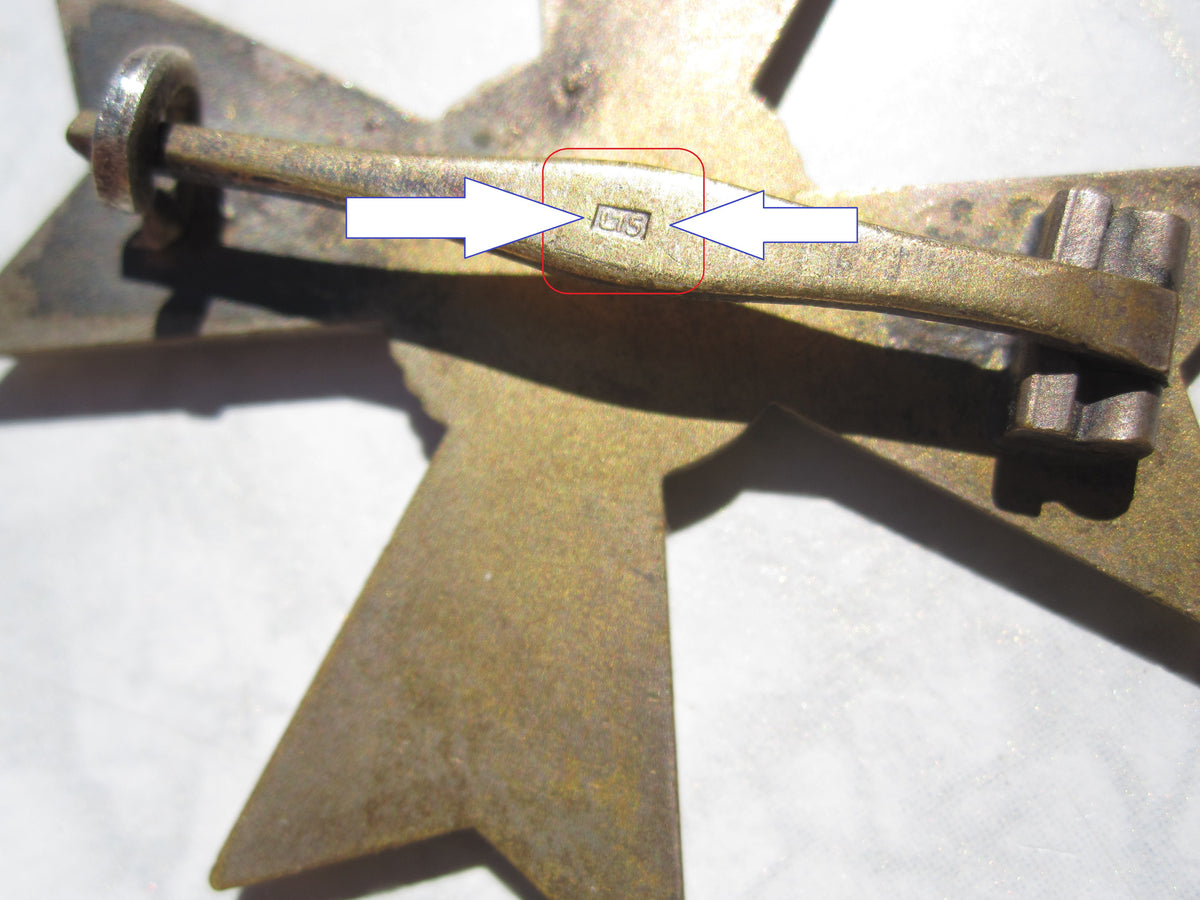 Kriegsverdienstkreuz 1.Klasse OHNE Schwerter (KVK1/39) Hersteller: &quot;L15&quot;