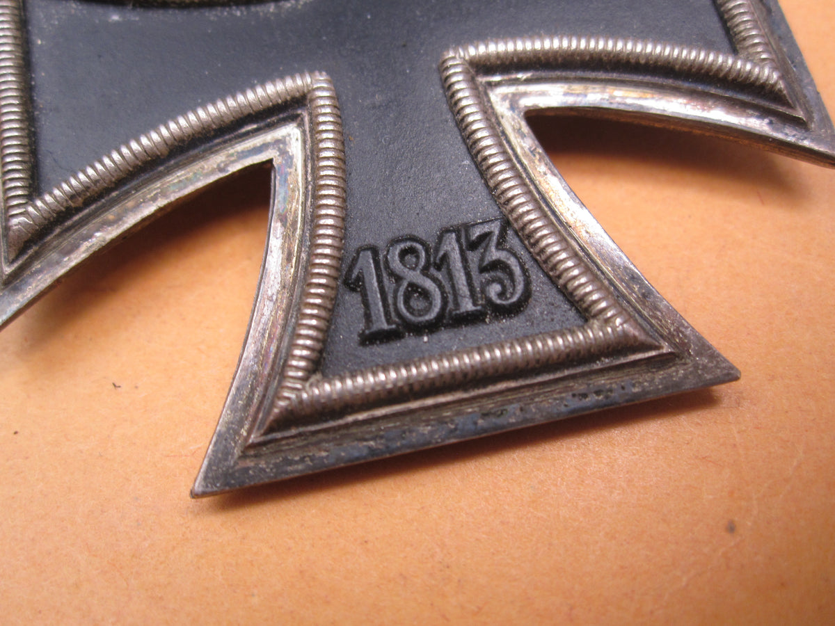 Eisernes Kreuz 2.Klasse 1939 (EK2/39) an Einzelordenspange &amp; Trägerfoto