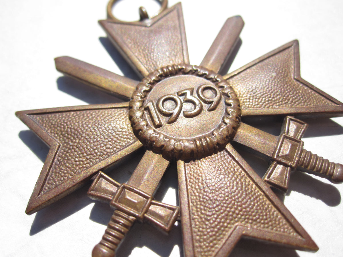 Kriegsverdienstkreuz 2.Klasse mit Schwertern KVK2/39 Hersteller: "90"