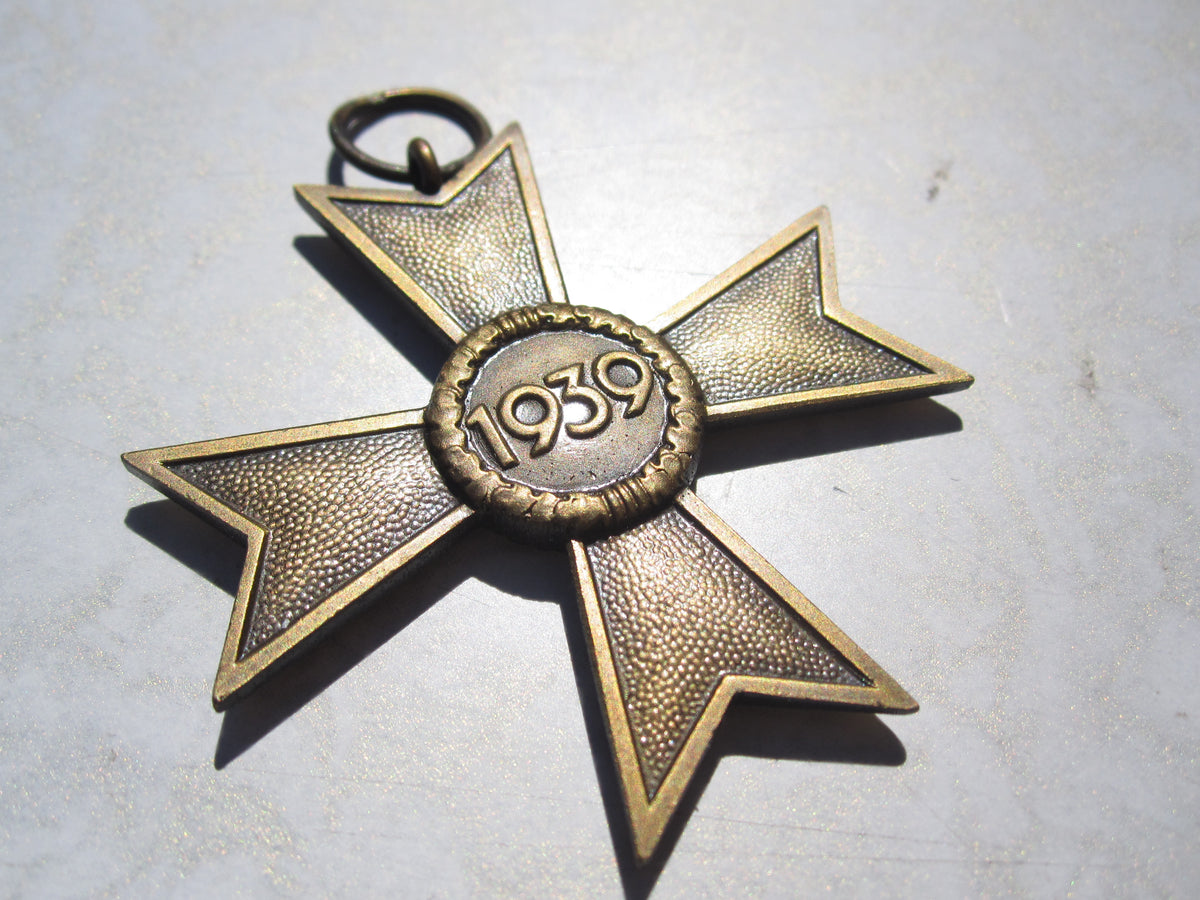 Kriegsverdienstkreuz 2.Klasse OHNE Schwertern KVK2/39 Hersteller &quot;60&quot;