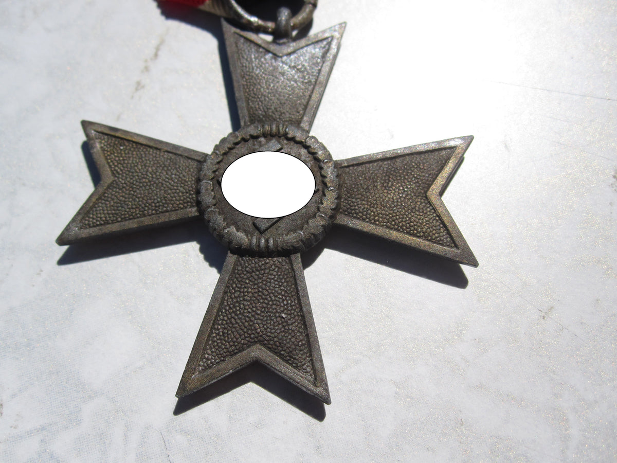 Kriegsverdienstkreuz 2.Klasse OHNE Schwertern KVK2/39 Hersteller "65"